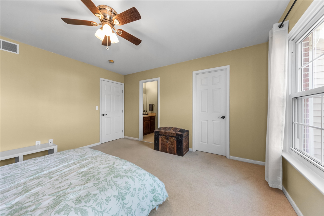 6801 N Meadows Way, Dexter, MI, 48130-8635