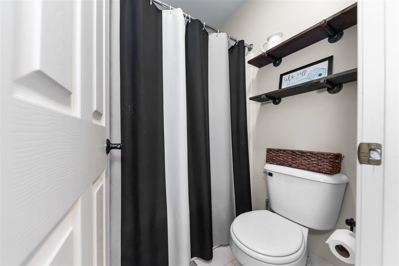 6801 N Meadows Way, Dexter, MI, 48130-8635