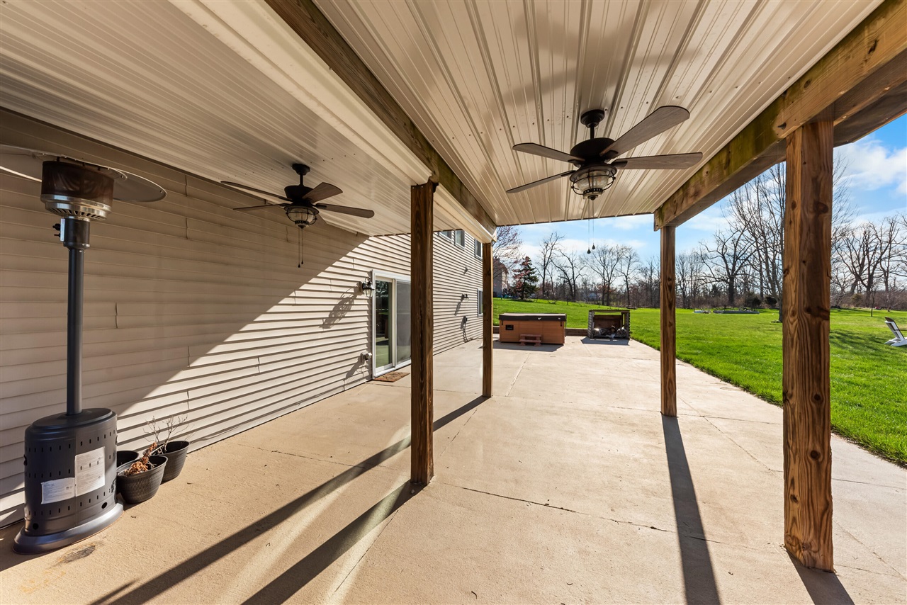 6801 N Meadows Way, Dexter, MI, 48130-8635