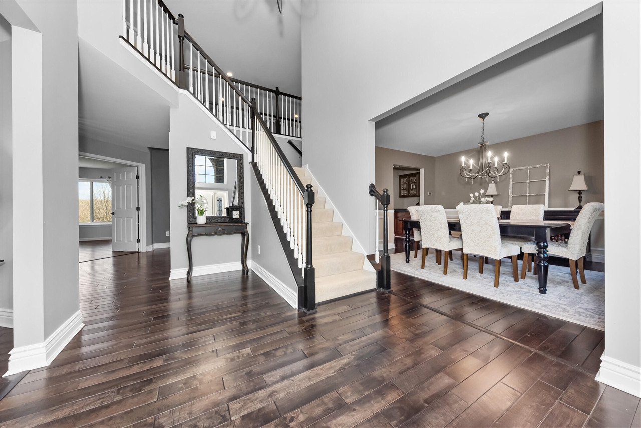 6801 N Meadows Way, Dexter, MI, 48130-8635