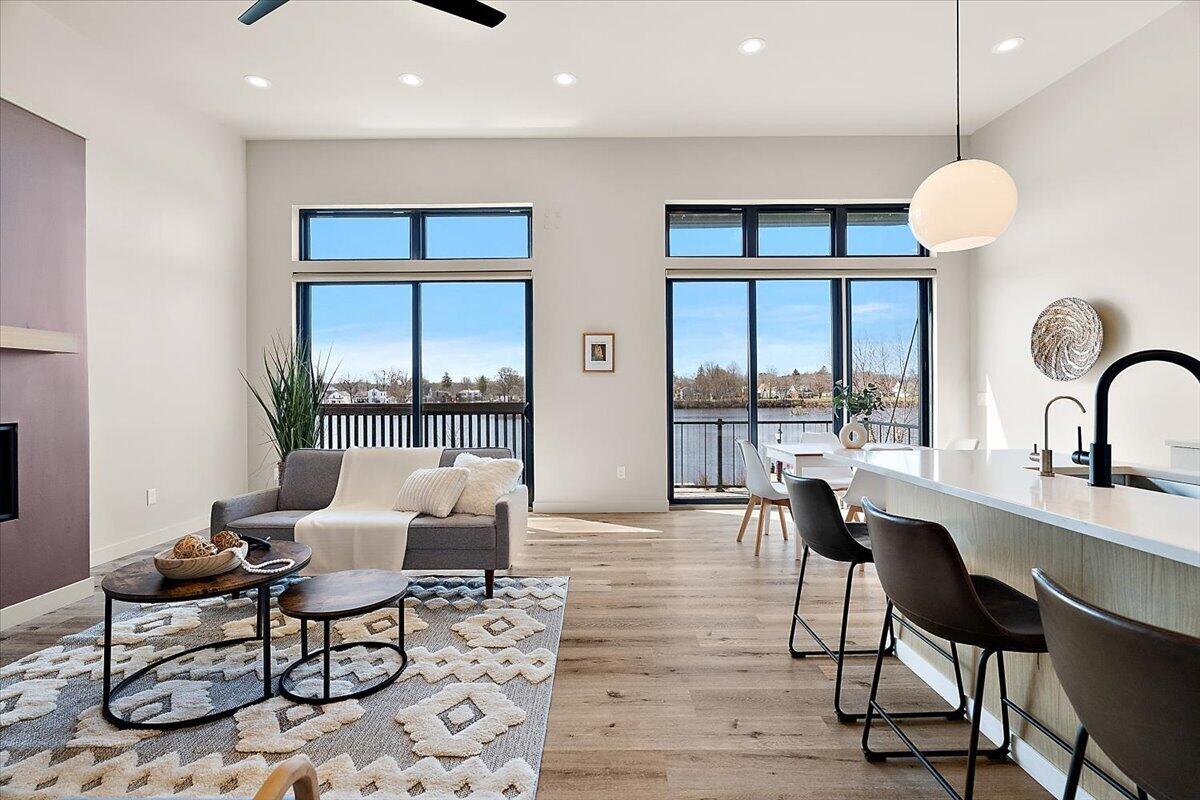 220 King Street UNIT&nbsp;10, Lowell, MI, 49331-1466