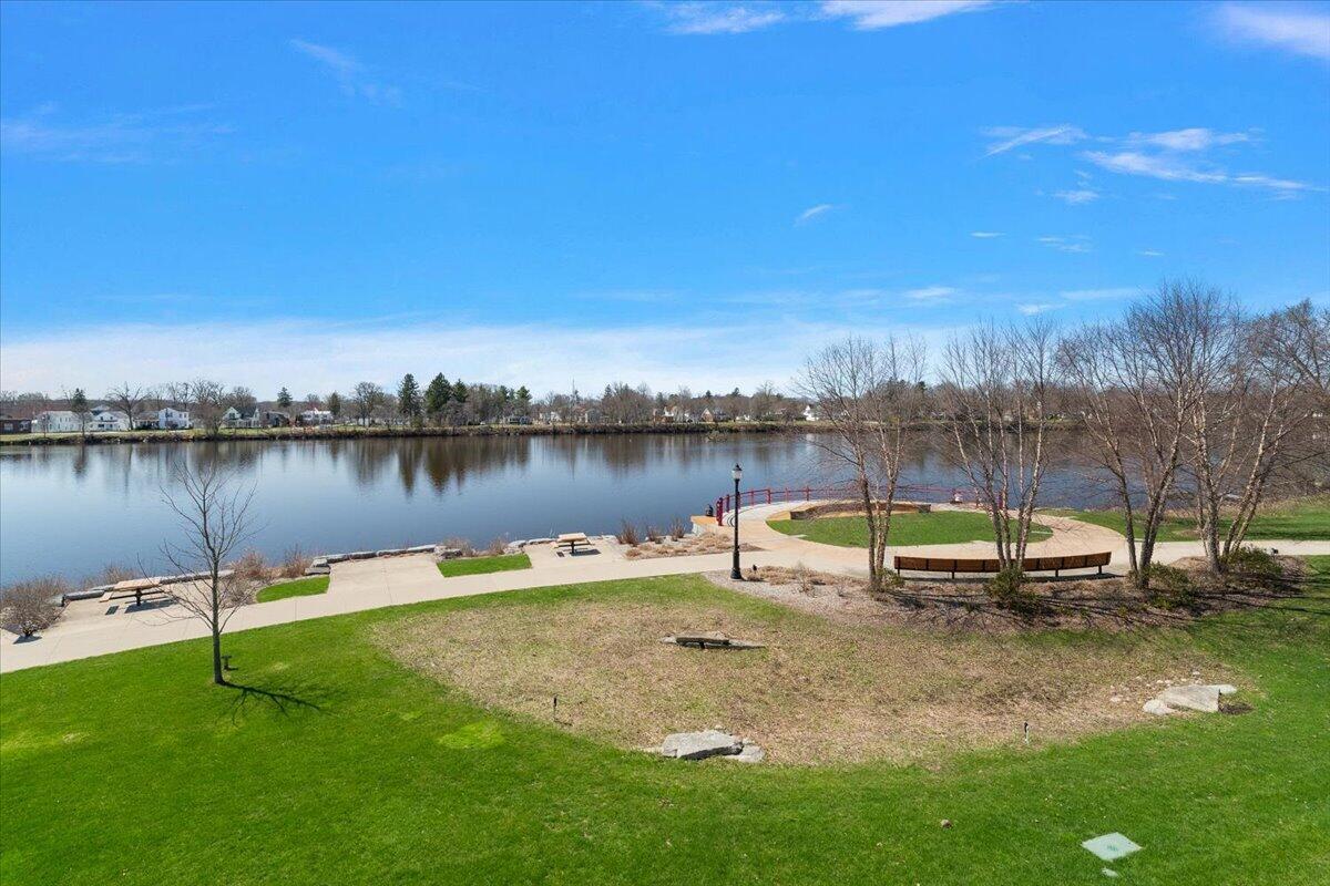 220 King Street UNIT&nbsp;10, Lowell, MI, 49331-1466