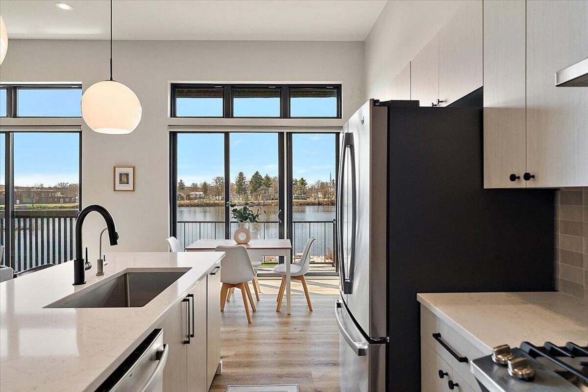 220 King Street UNIT&nbsp;10, Lowell, MI, 49331-1466