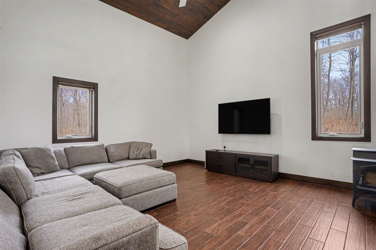 52755 M 43, Bangor, MI, 49013-9790