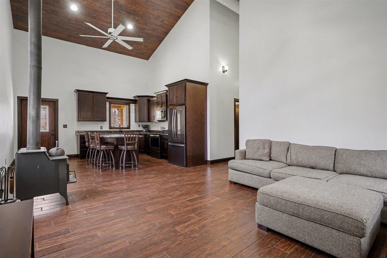 52755 M 43, Bangor, MI, 49013-9790