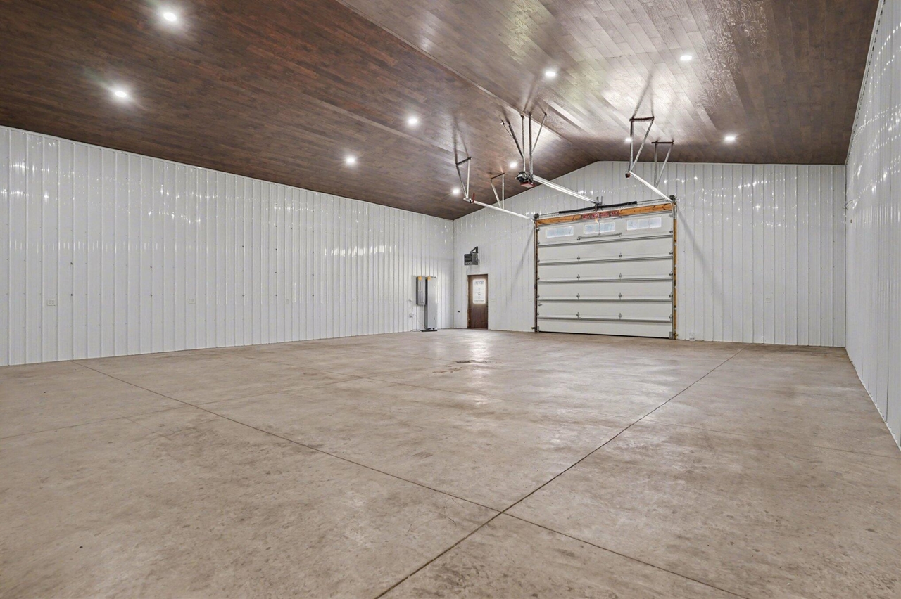 52755 M 43, Bangor, MI, 49013-9790