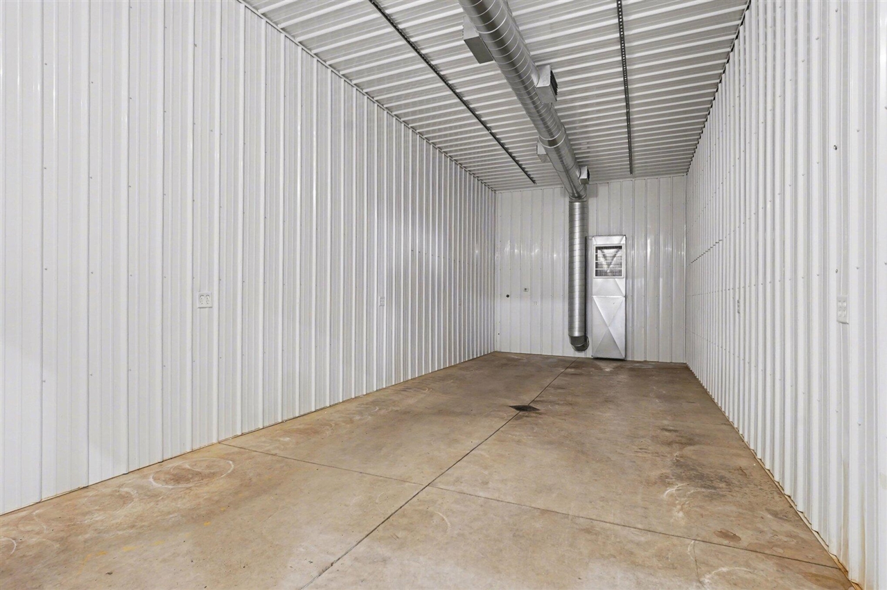 52755 M 43, Bangor, MI, 49013-9790