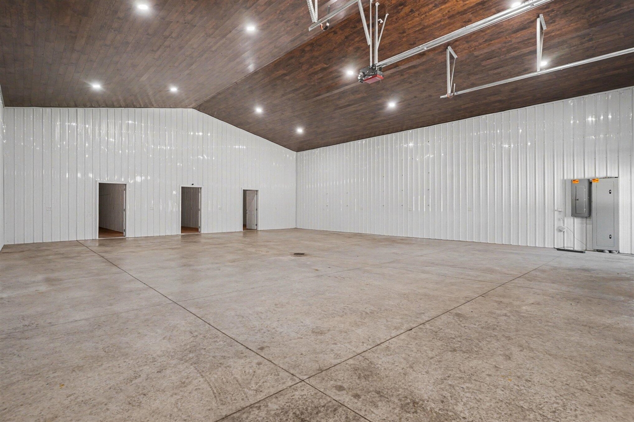 52755 M 43, Bangor, MI, 49013-9790