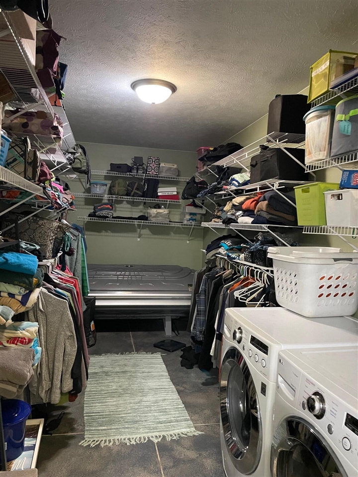 6523 Clinton Trail, Clarksville, MI, 48815