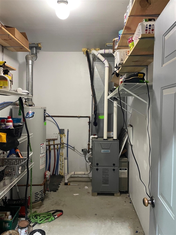 6523 Clinton Trail, Clarksville, MI, 48815