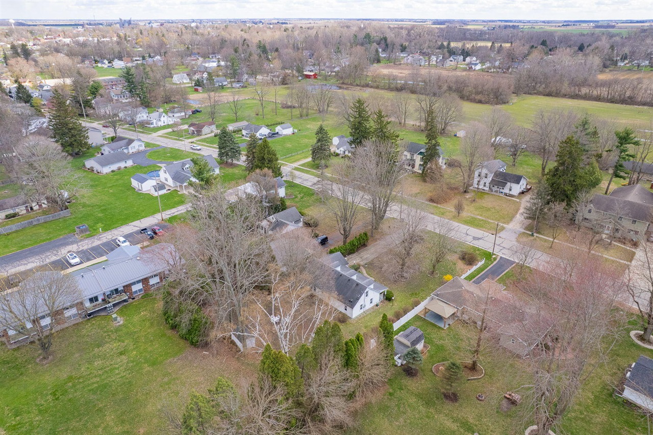 606 High Street, Blissfield, MI, 49228-1018