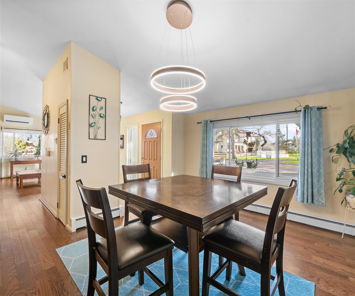 1276 N Huron River Drive, Ypsilanti, MI, 48197-2301