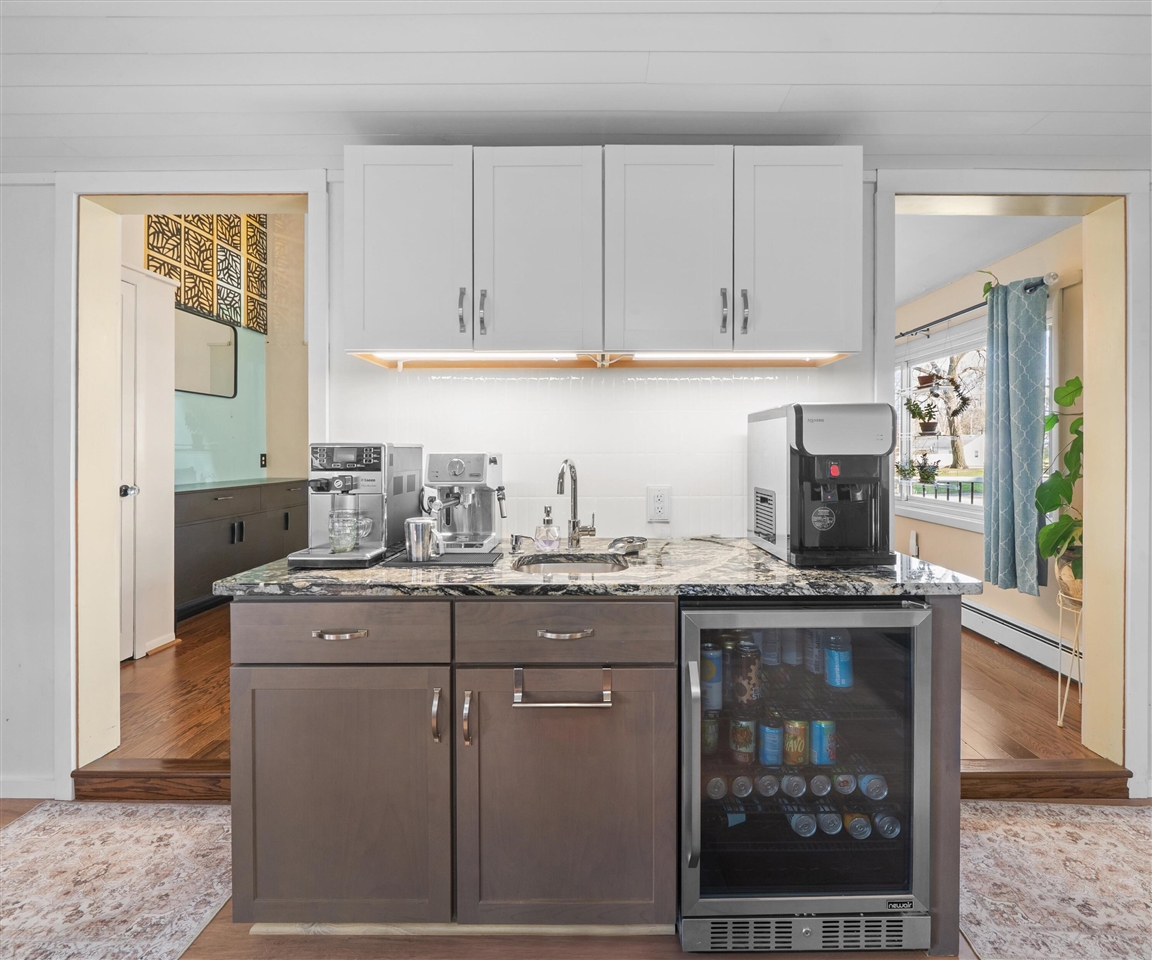 1276 N Huron River Drive, Ypsilanti, MI, 48197-2301