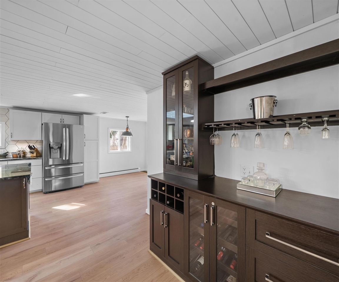 1276 N Huron River Drive, Ypsilanti, MI, 48197-2301