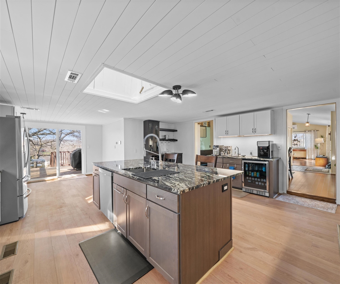 1276 N Huron River Drive, Ypsilanti, MI, 48197-2301