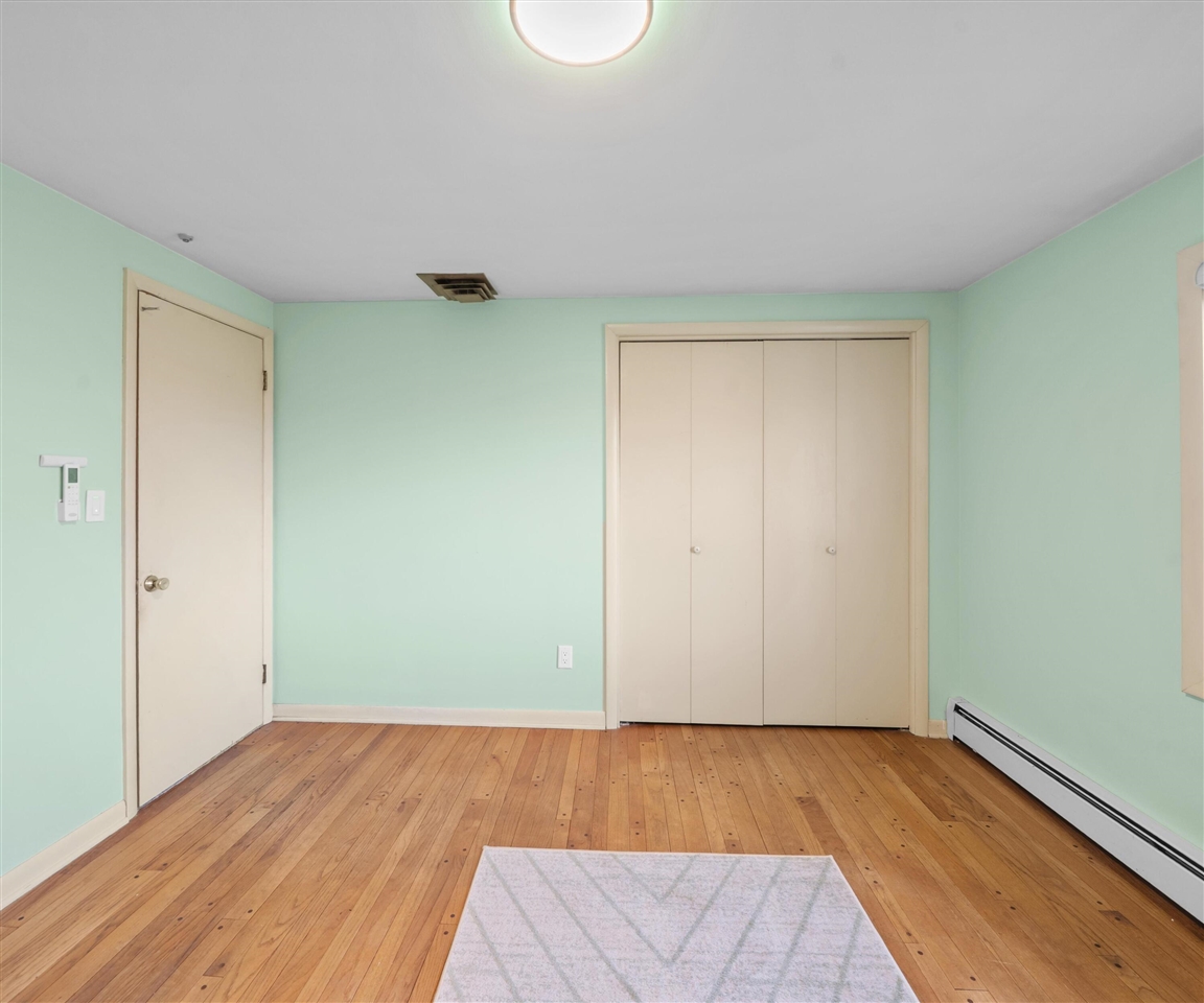 1276 N Huron River Drive, Ypsilanti, MI, 48197-2301