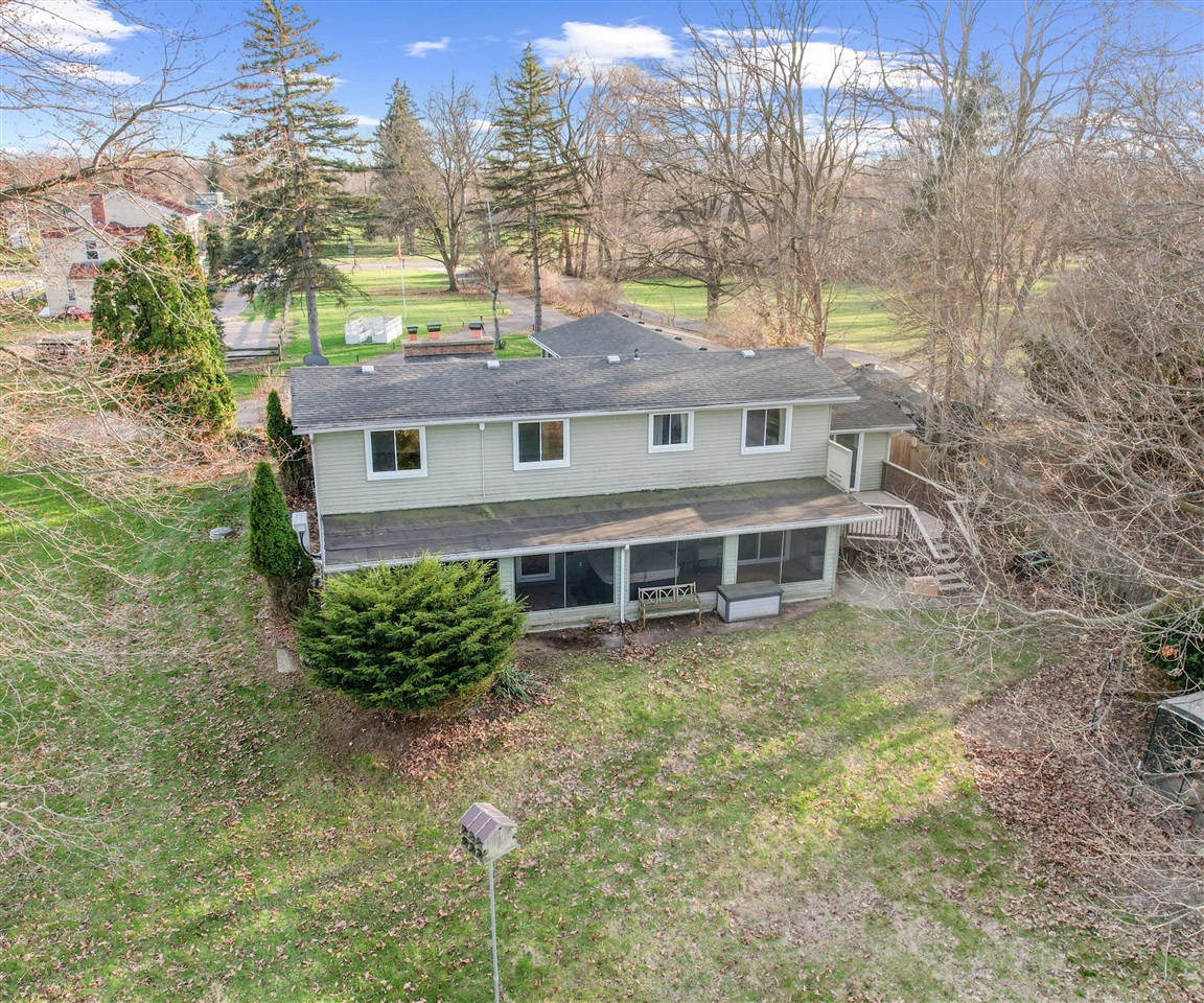 1276 N Huron River Drive, Ypsilanti, MI, 48197-2301