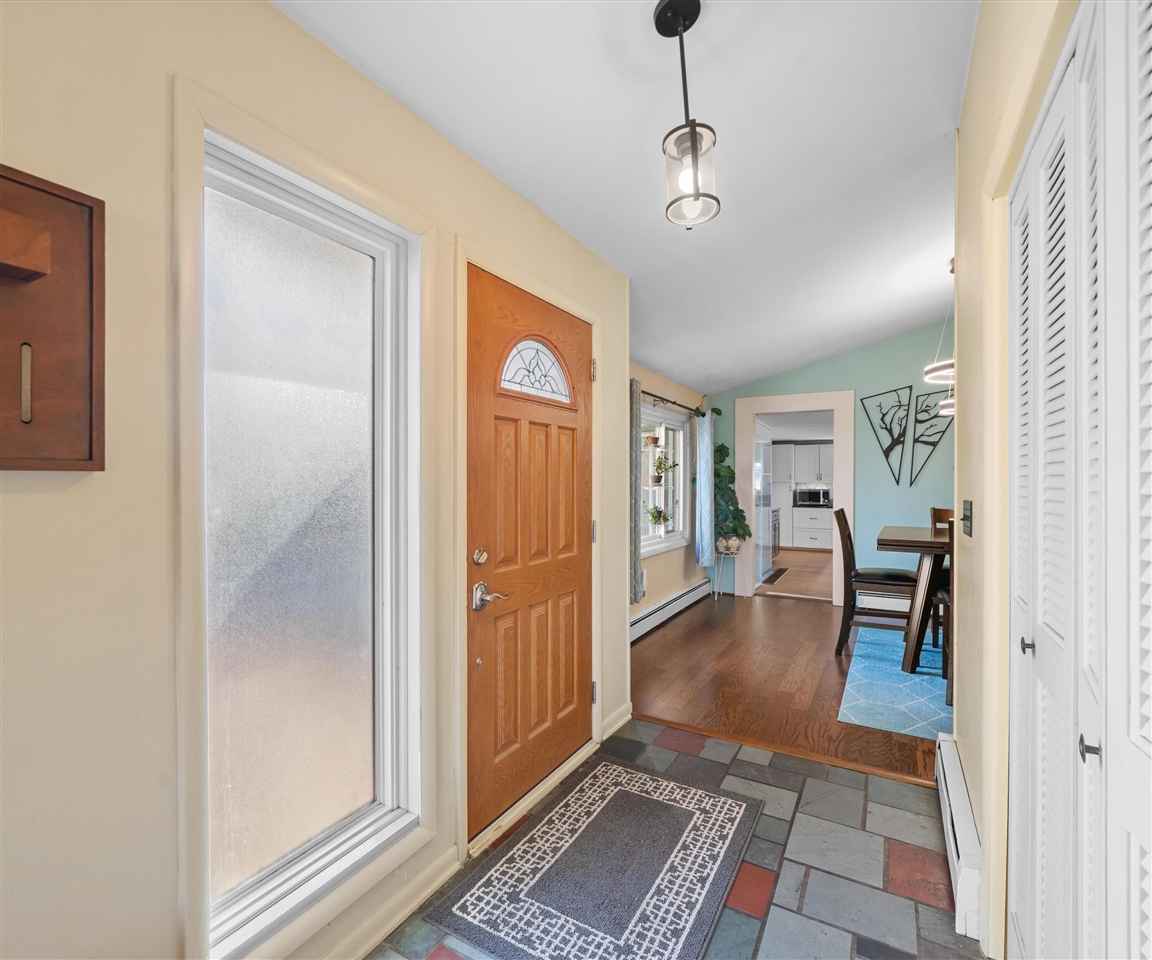 1276 N Huron River Drive, Ypsilanti, MI, 48197-2301