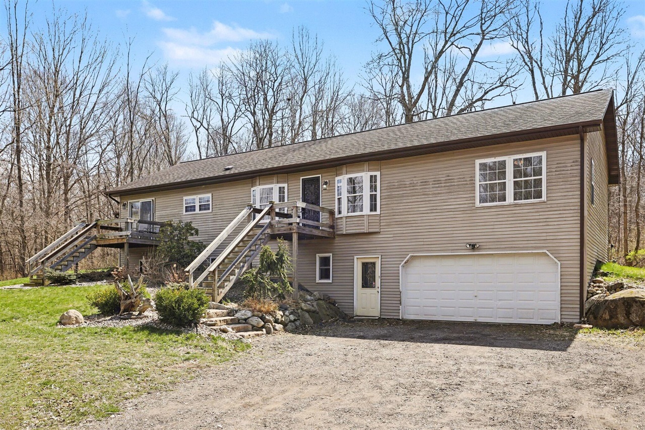 6326 N 7th Street, Kalamazoo, MI, 49009-8869