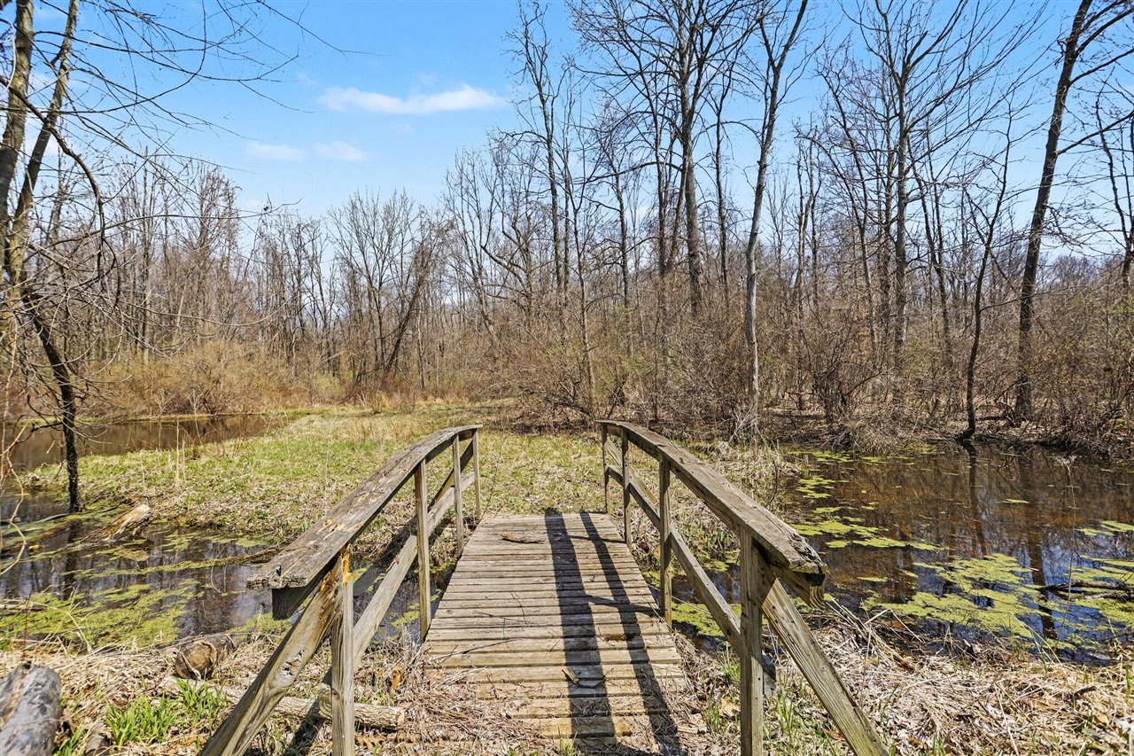 6326 N 7th Street, Kalamazoo, MI, 49009-8869