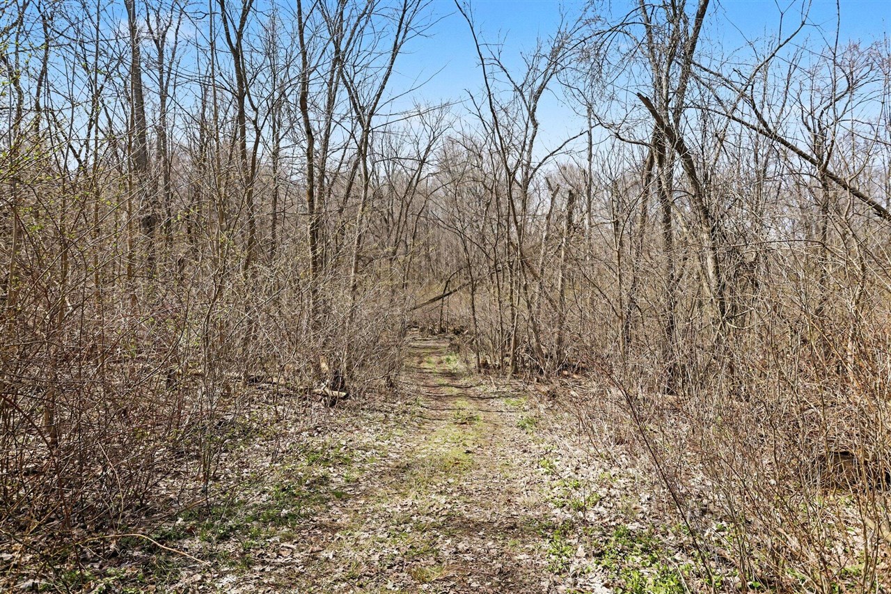 6326 N 7th Street, Kalamazoo, MI, 49009-8869