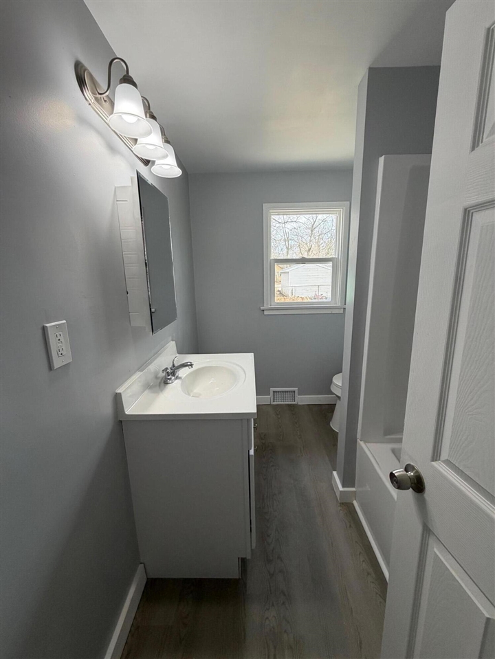 3208 9th Street, Muskegon, MI, 49444-2825