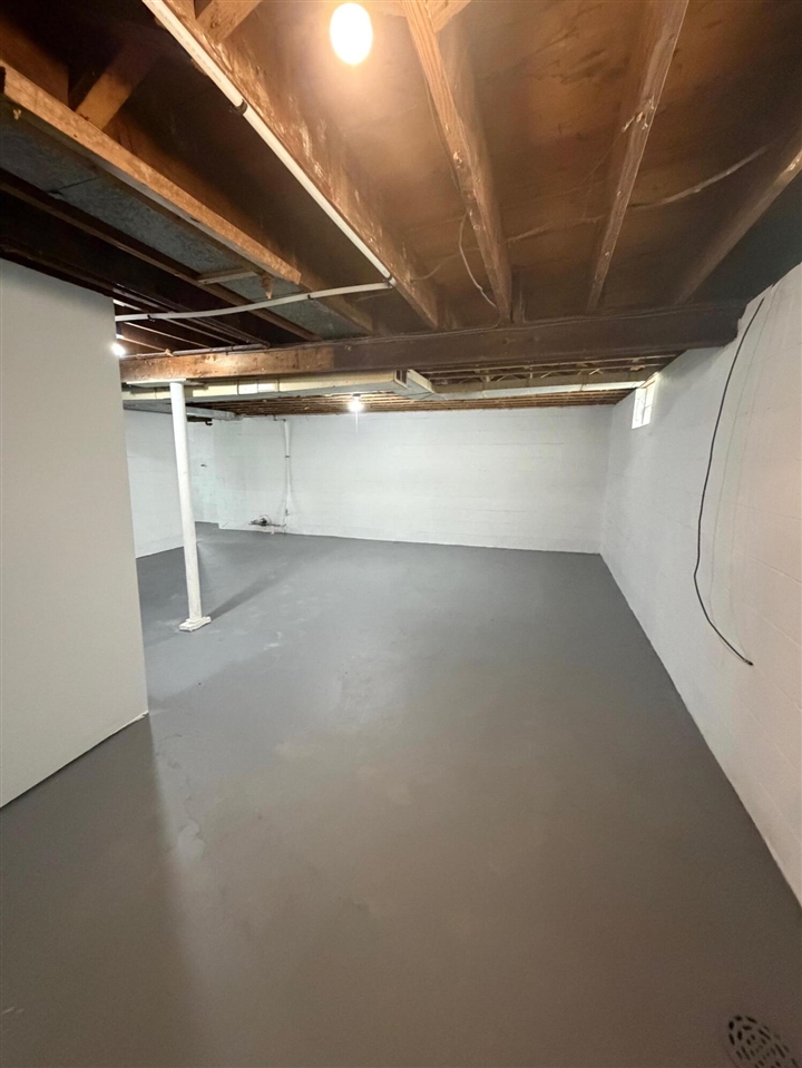 3208 9th Street, Muskegon, MI, 49444-2825