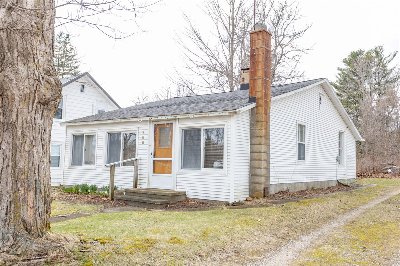 260 S Scott Street, Morley, MI, 49336-9238
