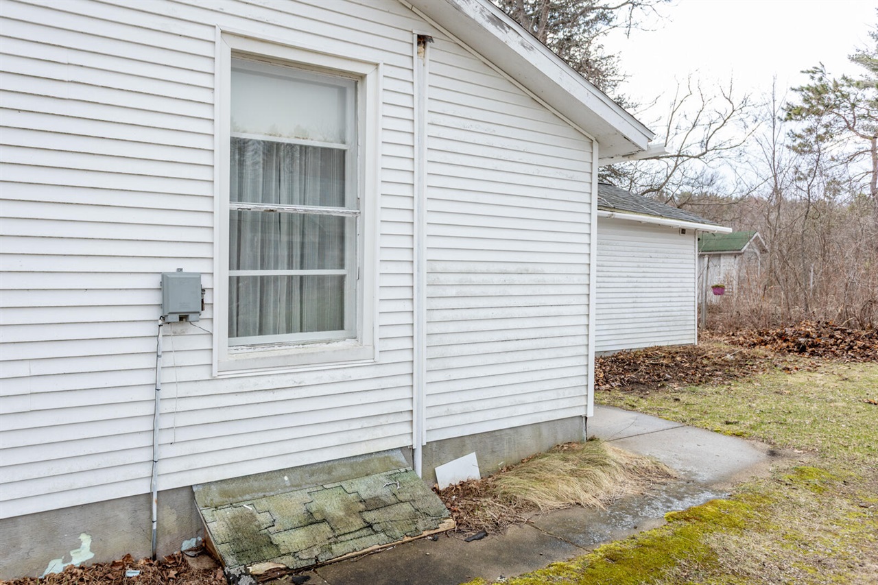260 S Scott Street, Morley, MI, 49336-9238