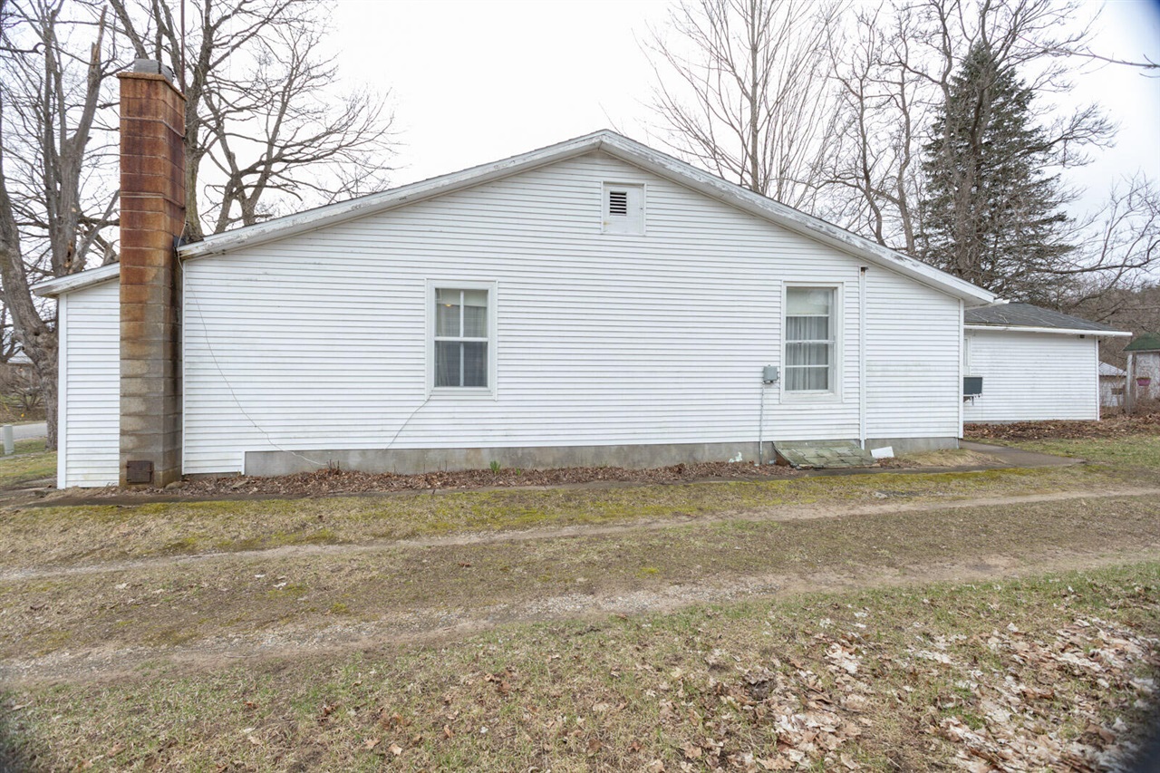 260 S Scott Street, Morley, MI, 49336-9238
