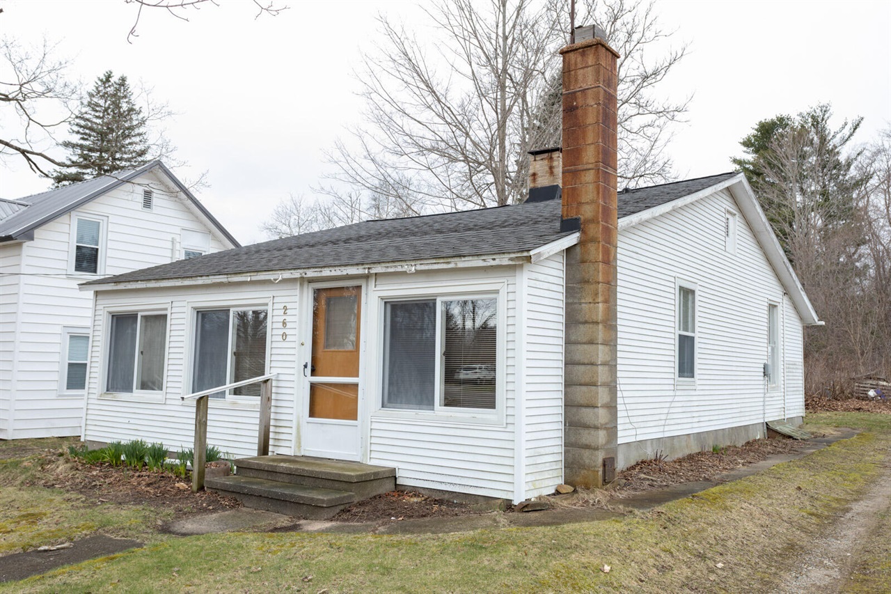 260 S Scott Street, Morley, MI, 49336-9238
