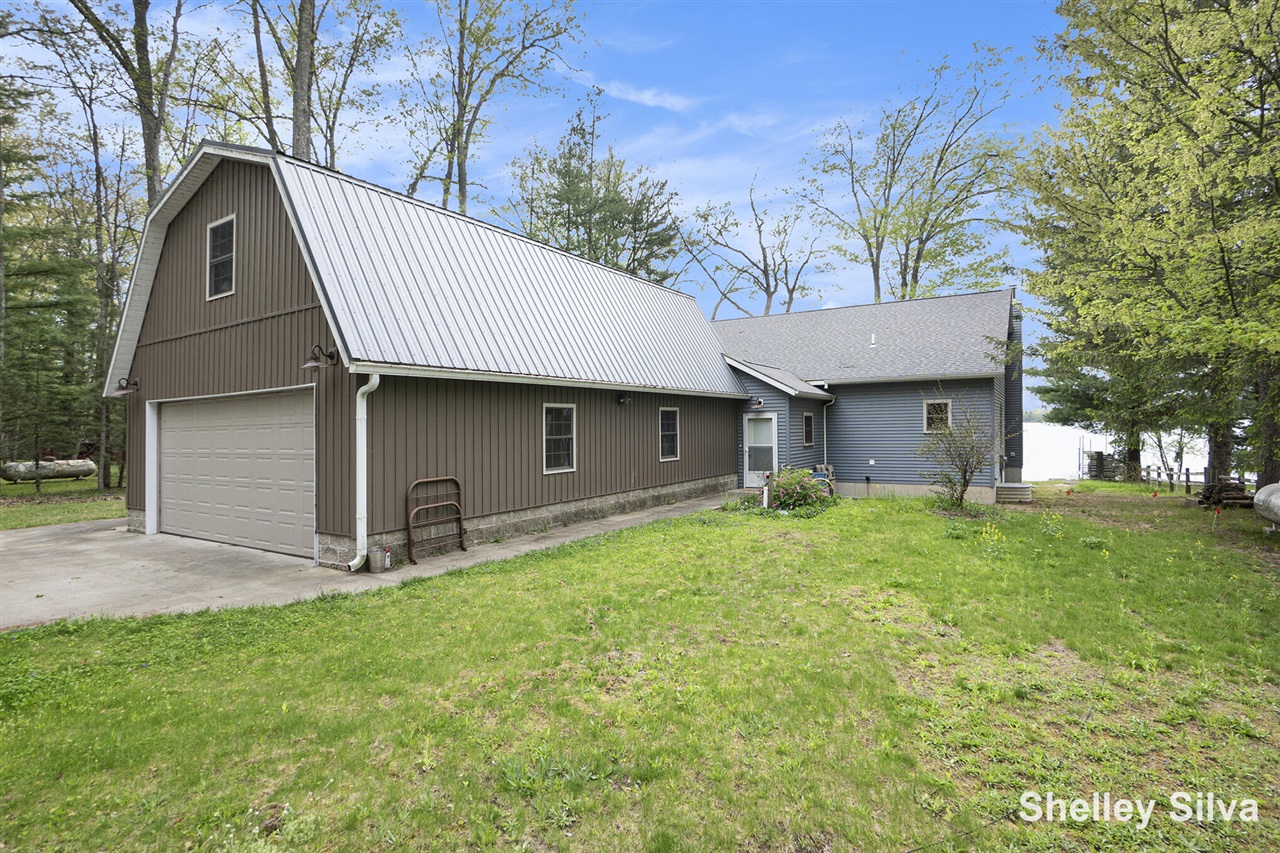 2496 Wolf Lake Drive, Baldwin, MI, 49304-8698
