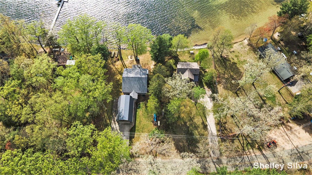 2496 Wolf Lake Drive, Baldwin, MI, 49304-8698