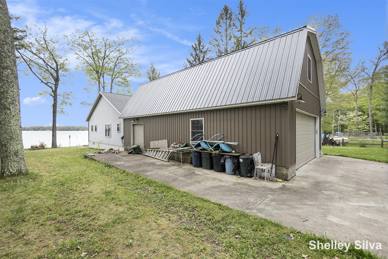 2496 Wolf Lake Drive, Baldwin, MI, 49304-8698