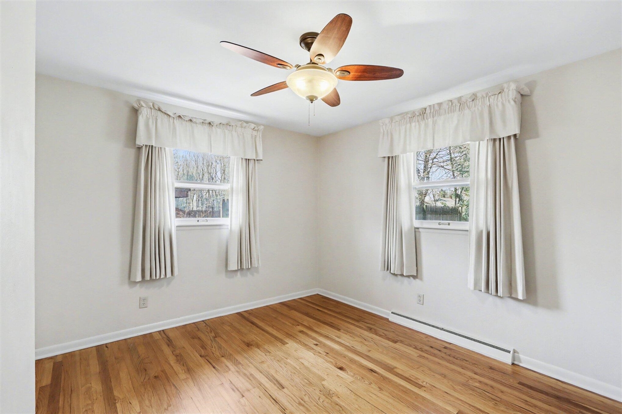 521 Gorham Lane, Kalamazoo, MI, 49006-2705