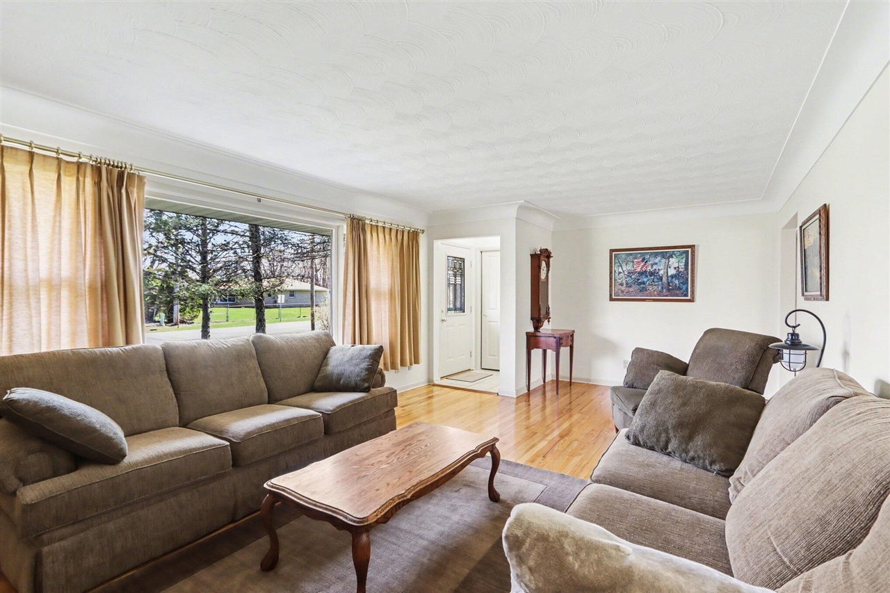 521 Gorham Lane, Kalamazoo, MI, 49006-2705