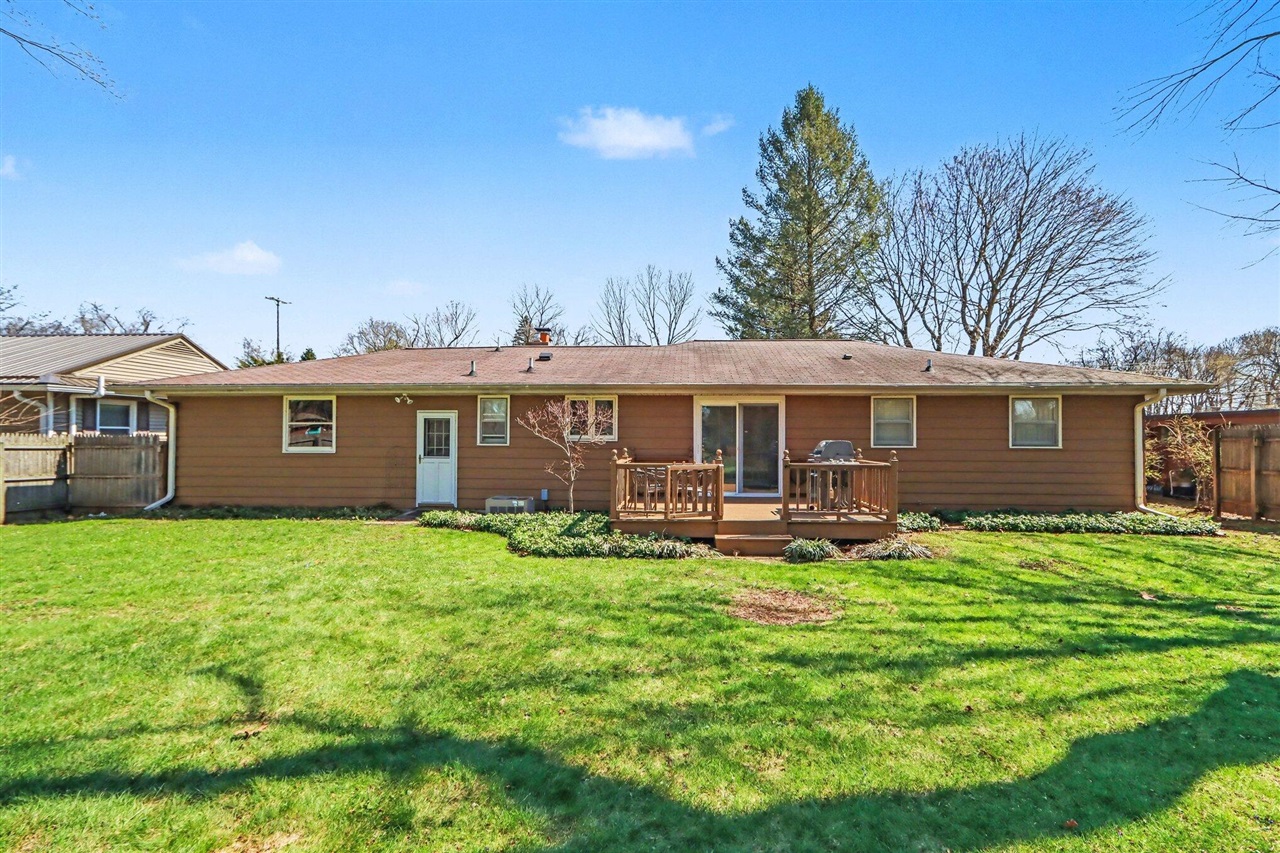 521 Gorham Lane, Kalamazoo, MI, 49006-2705