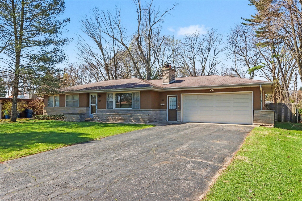 521 Gorham Lane, Kalamazoo, MI, 49006-2705