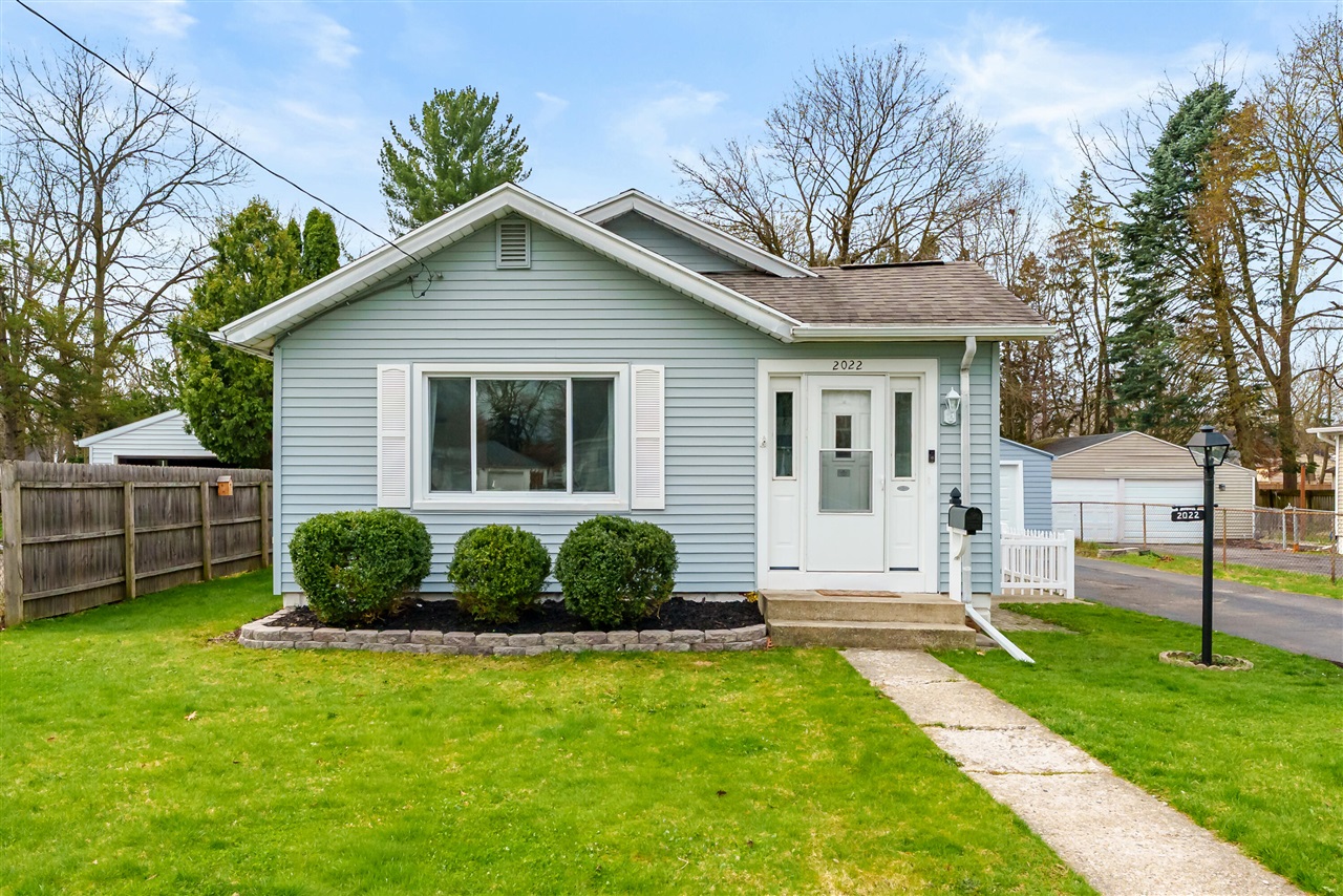 2022 Royce Avenue, Kalamazoo, MI, 49001