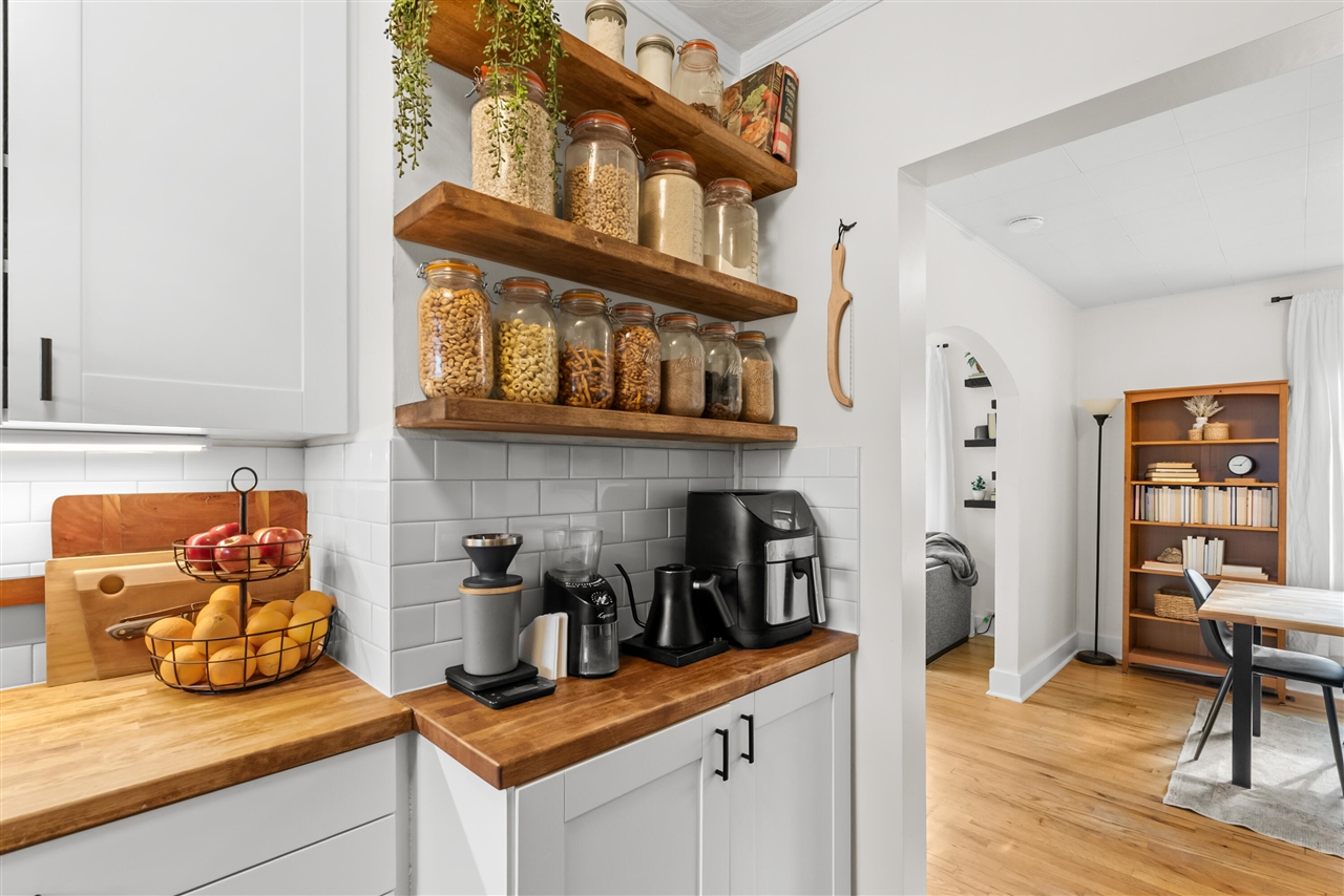 2022 Royce Avenue, Kalamazoo, MI, 49001