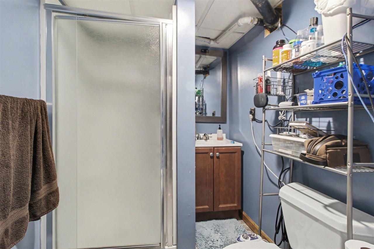 29984 Tamarack Drive, Flat Rock, MI, 48134-2719