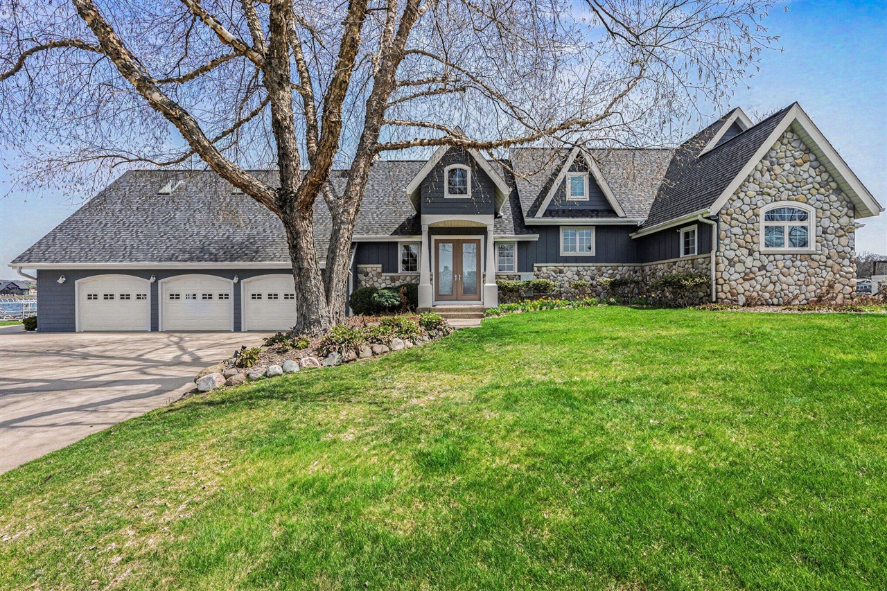 459 Treasure Island Drive, Mattawan, MI, 49071-9470