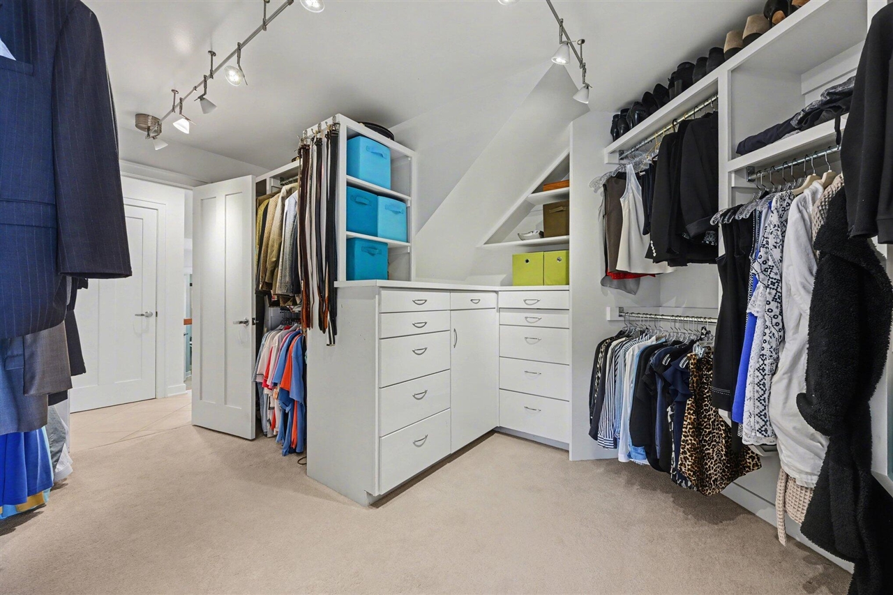 459 Treasure Island Drive, Mattawan, MI, 49071-9470