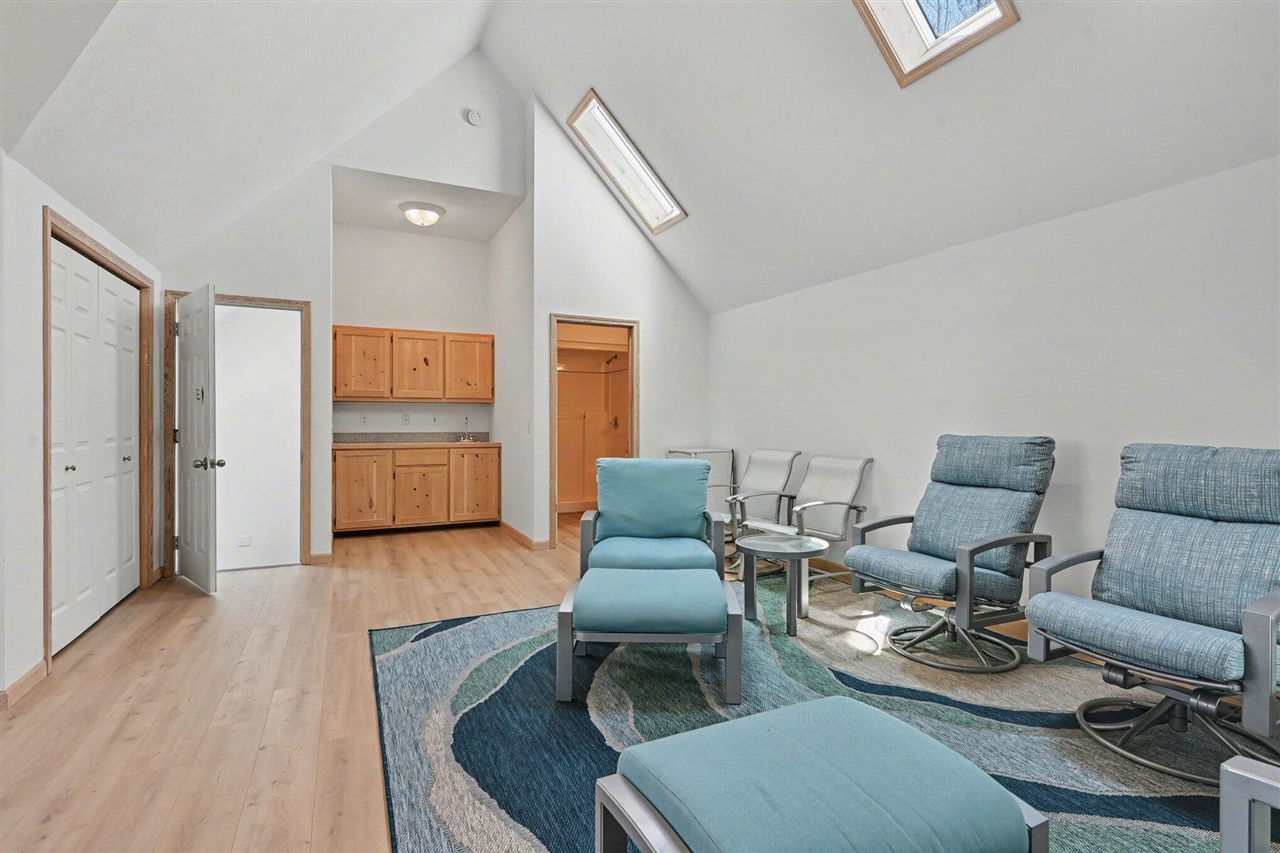 459 Treasure Island Drive, Mattawan, MI, 49071-9470