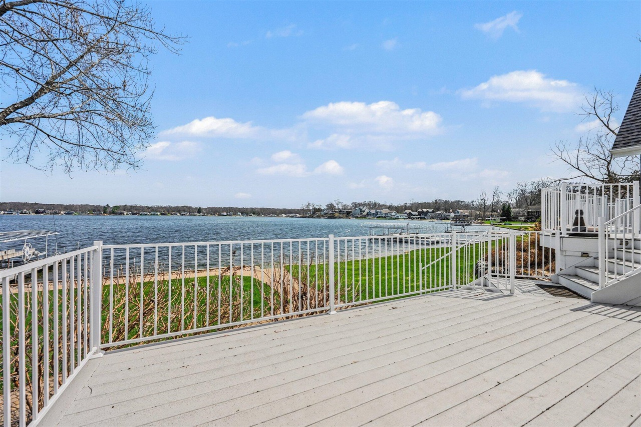 459 Treasure Island Drive, Mattawan, MI, 49071-9470