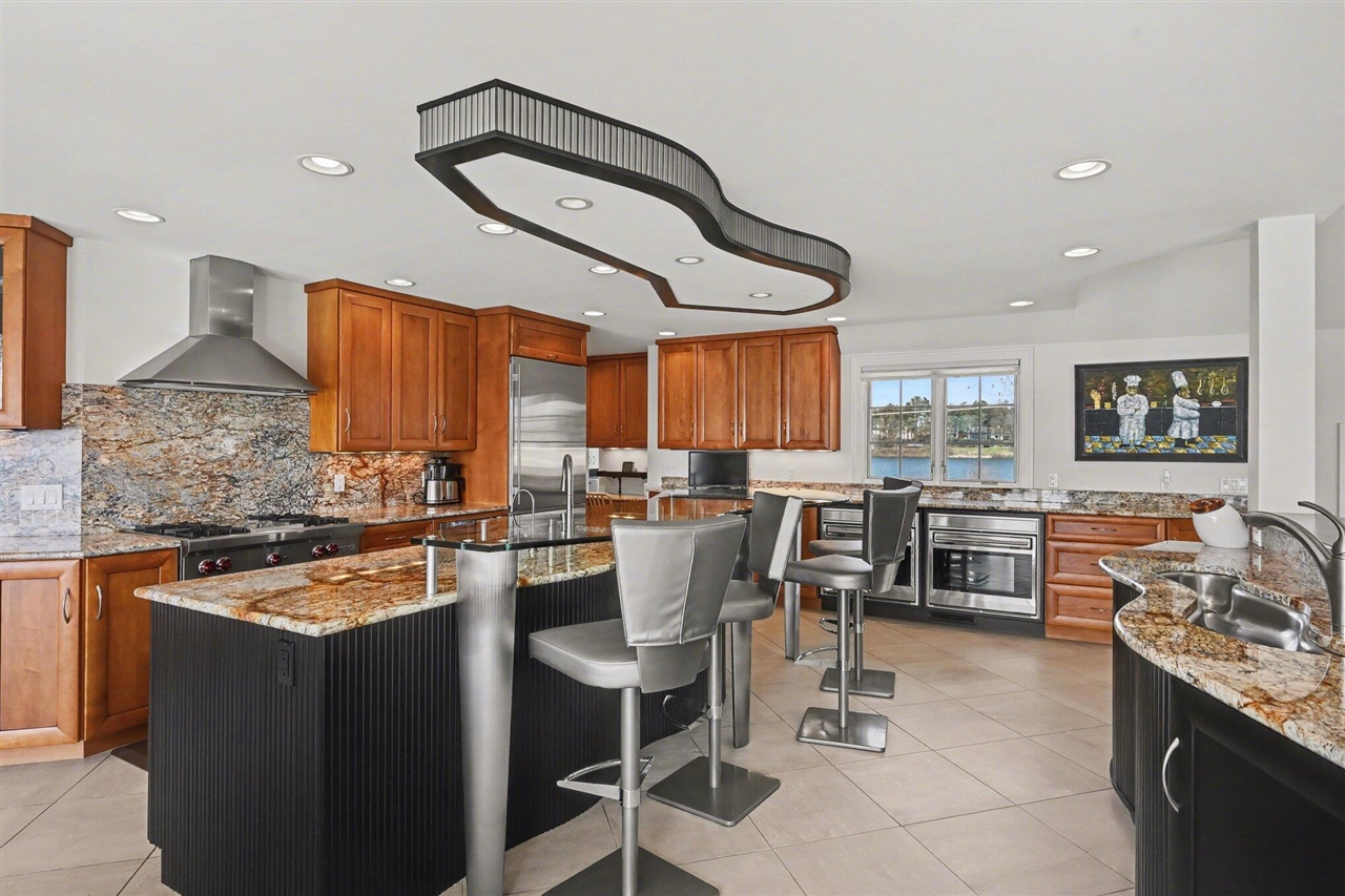 459 Treasure Island Drive, Mattawan, MI, 49071-9470