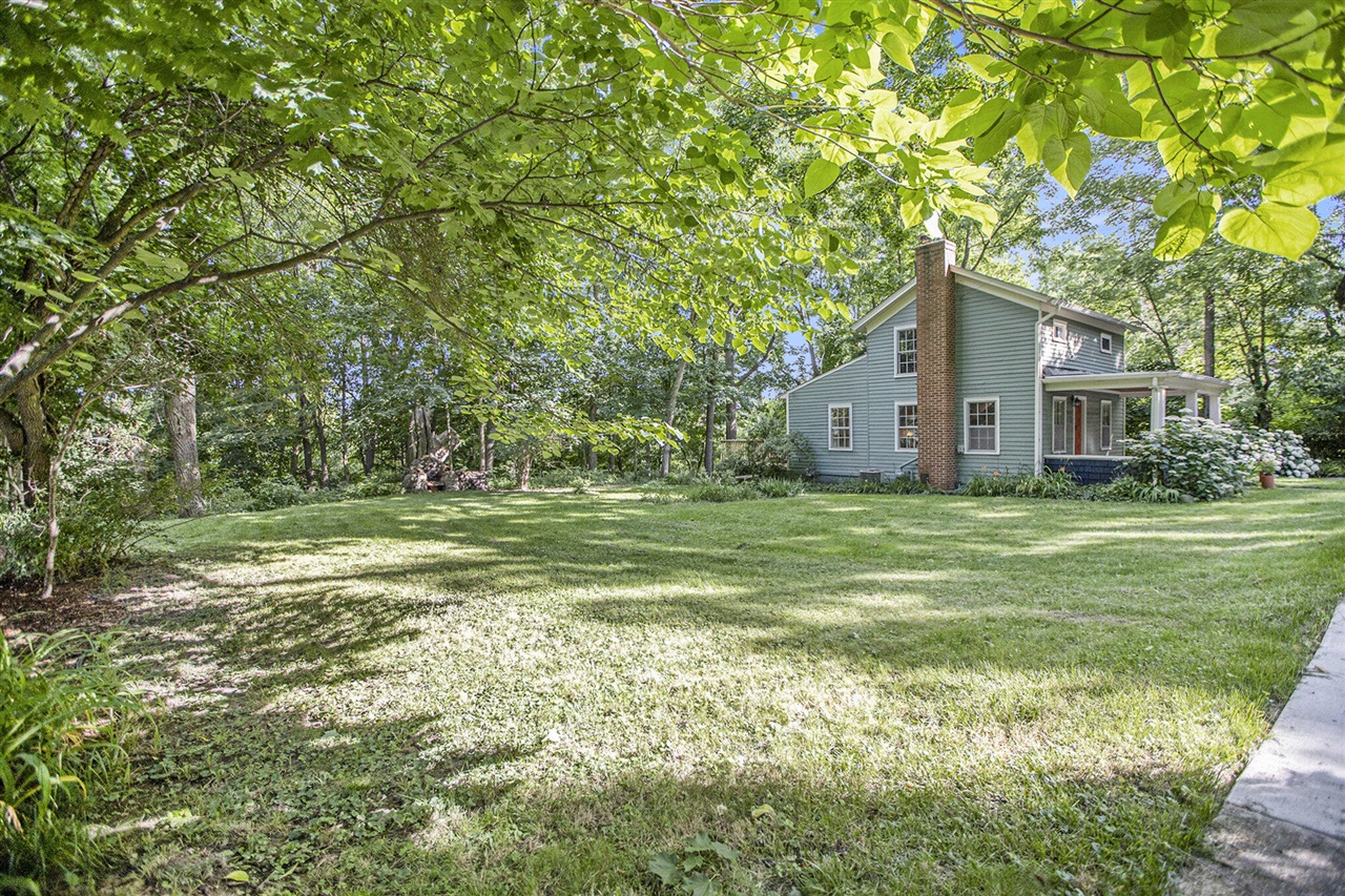 4032 Water View Drive, Grawn, MI, 49637-9503