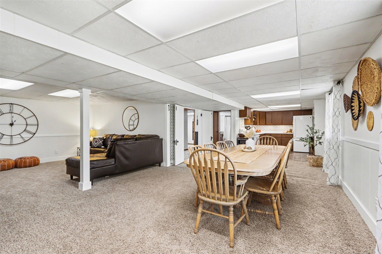 22381 N Angling Road, Centreville, MI, 49032-9749