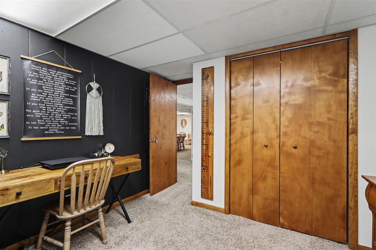 22381 N Angling Road, Centreville, MI, 49032-9749