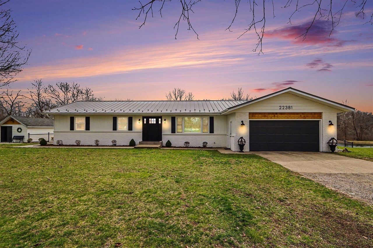 22381 N Angling Road, Centreville, MI, 49032-9749